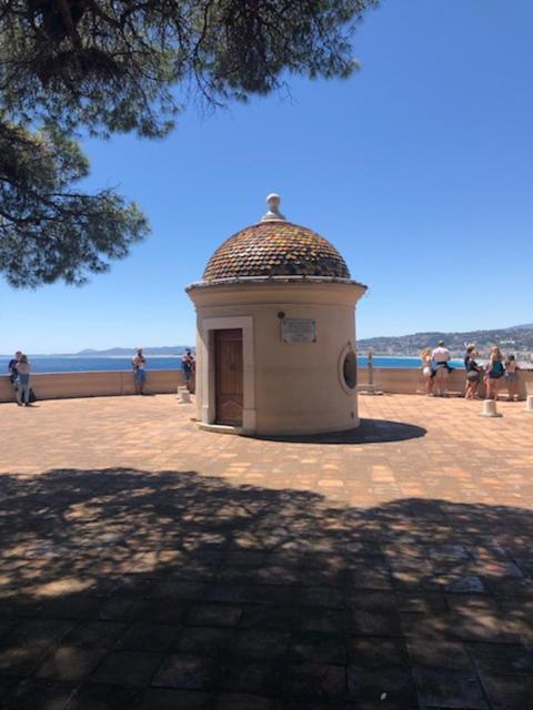 En Bord De Nizza